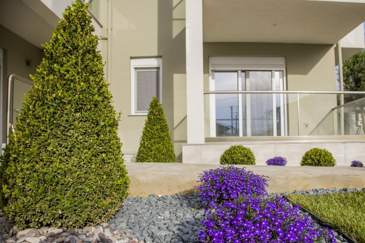 Armonia Resort Ofrínion Exterior foto